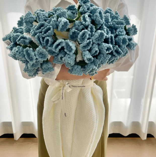 Crofloria™ Crochet Bouquet Blanket